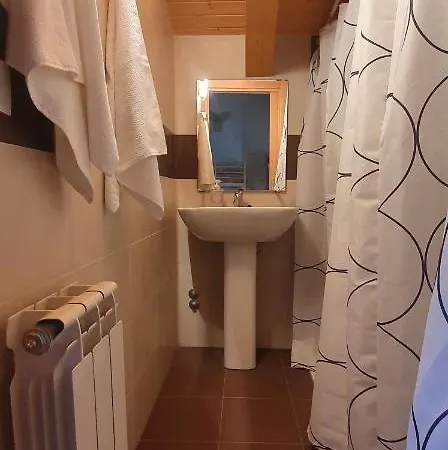 Chalet T-rex Bretun